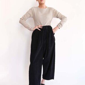 Black Crane Corduroy Wide Pants
